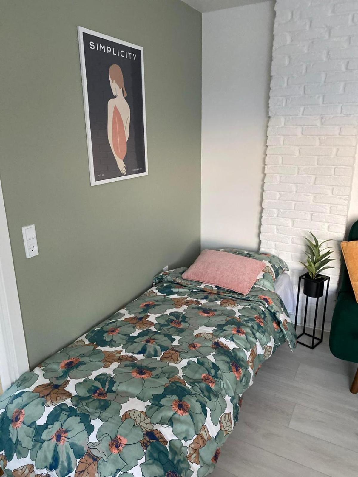 Apartment 300 Meter Walk To Lego House - 50m2 Cozy - Unit D *